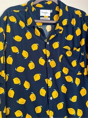 Goodfellow & Co Navy Button-Up Shirt with Yellow Lemon Print